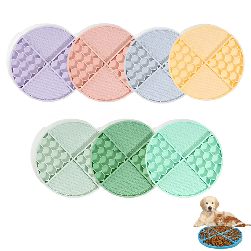 Slow Feeders Licking Mat for Dogs and Cats
